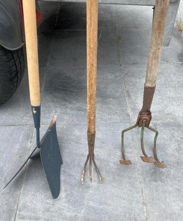 Tuin grief beschikbaar voor biedingen