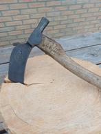 Oud bijltje, Antiek en Kunst, Antiek | Gereedschap en Instrumenten, Ophalen of Verzenden
