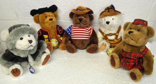 Peluches "Bears of the world" (Les ours du monde), Kinderen en Baby's, Speelgoed | Knuffels en Pluche, Zo goed als nieuw, Beer