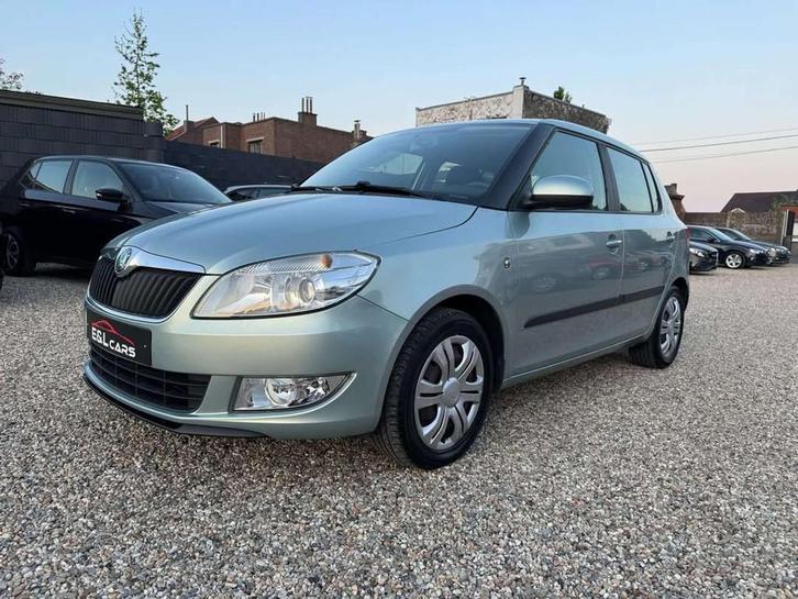 Skoda Fabia 1.2 CR TDi *12 mois de garantie* (bj 2011), Auto's, Skoda, Bedrijf, Te koop, Fabia, ABS, Airbags, Airconditioning