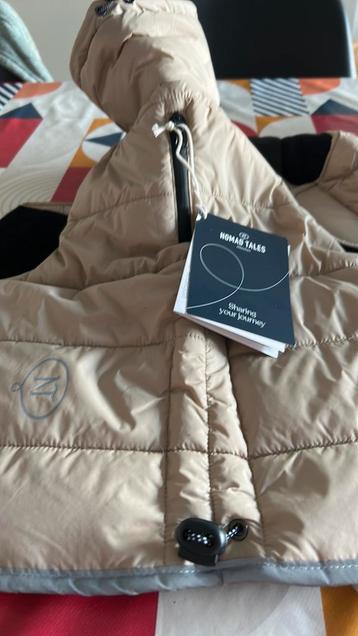 Hondenjas beschikbaar voor biedingen
