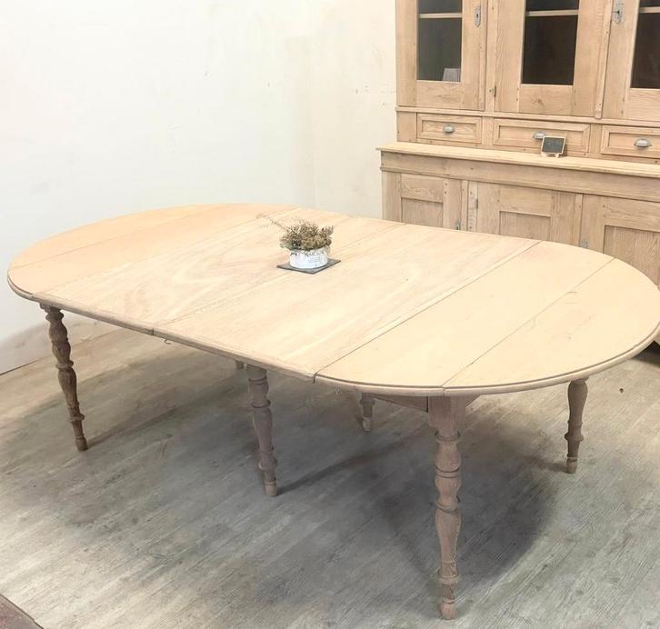 Prachtige Aerogummed-tafel met 2 grote verlengstukken, Huis en Inrichting, Tafels | Eettafels, Zo goed als nieuw, Ophalen