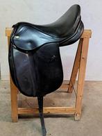 Selle 17,5' dressage, Dieren en Toebehoren, Paarden en Pony's | Zadels, Ophalen, Dressuur