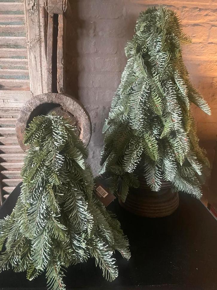 Nobilis boompjes in kunststof 30/ 45 of 60cm, Diversen, Kerst, Ophalen of Verzenden