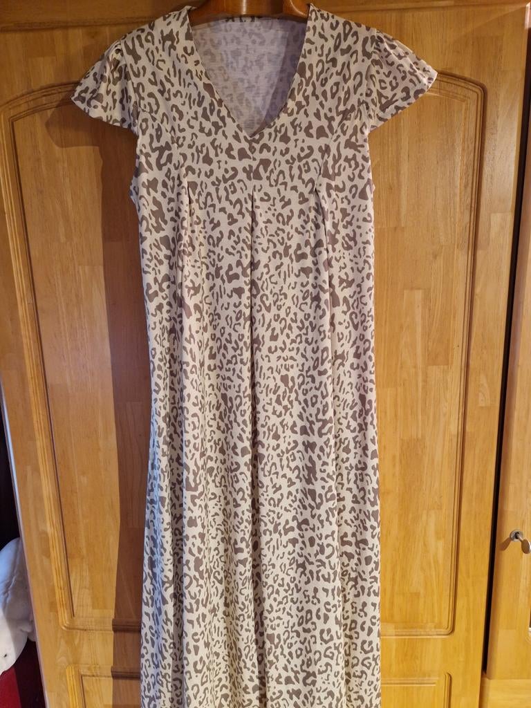 Lichtgroen en beige zomerkleed. L., Kleding | Dames, Jurken, Ophalen of Verzenden, Maat 42/44 (L), Beige