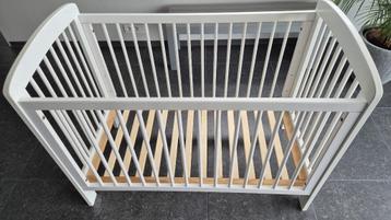 Babybed 60x120 beschikbaar voor biedingen