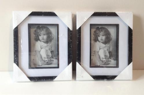 2 zwarte dikke fotokaders 22 x 18 cm, Audio, Tv en Foto, Fotografie | Fotolijsten, Zo goed als nieuw, Ophalen of Verzenden