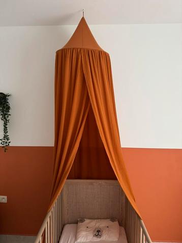 Klamboe terracotta beschikbaar voor biedingen