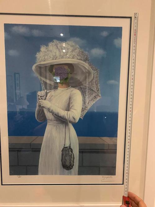 Magritte The Great War 2010,fantastische little bit like, Antiek en Kunst, Kunst | Litho's en Zeefdrukken, Ophalen