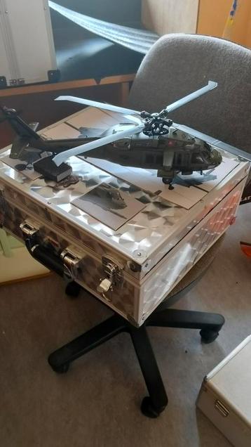 Zeer mooi helikopter  beschikbaar voor biedingen