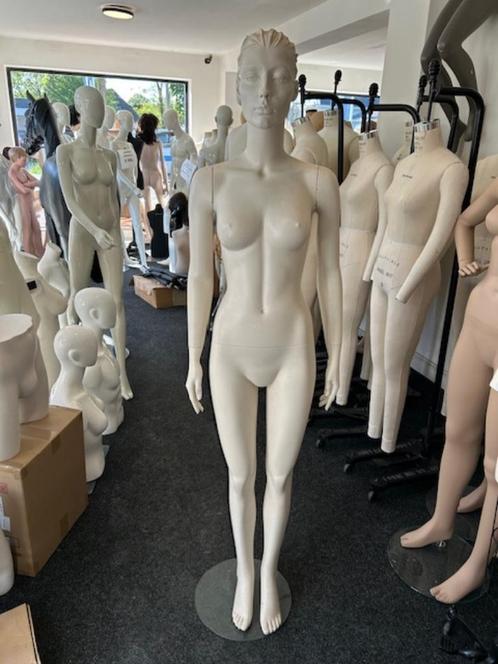 Bonami mannequins etalagepop paspop etalagefiguur gestileerd, Kleding | Dames, Overige Dameskleding, Ophalen of Verzenden