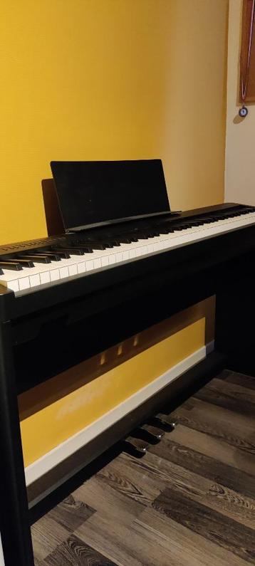 Zo goed als nieuwe piano Roland fp 30, Musique & Instruments, Comme neuf, Digital, Enlèvement, Piano