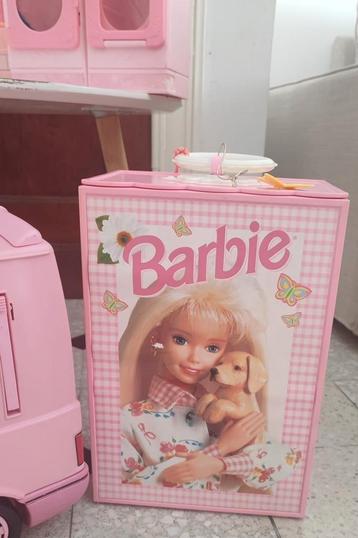 Barbie  beschikbaar voor biedingen