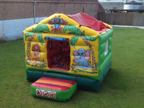 springkasteel huisje met ballenbad te koop, Hobby en Vrije tijd, Feestartikelen | Verhuur, Gebruikt, Ophalen