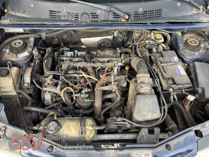 Motor van een Peugeot Partner, Auto-onderdelen, Motor en Toebehoren, Peugeot, Gebruikt, Ophalen of Verzenden