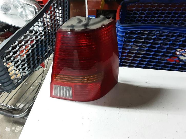 ACHTERLICHT RECHTS Bora Variant (1J6) (1J9945075), Auto-onderdelen, Verlichting, Volkswagen, Gebruikt