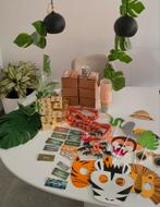 Pakket versiering in jungle thema, Hobby en Vrije tijd, Feestartikelen, Ophalen of Verzenden, Zo goed als nieuw, Versiering