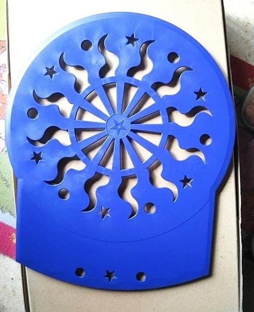 Tupperware: plank voor het versieren van taarten of..., Huis en Inrichting, Keuken | Tupperware, Nieuw, Blauw, Ophalen of Verzenden