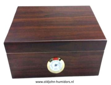 H49: HUMIDOR "WALNUT" VOOR 50 SIGAREN -WALNOOT  SIGARENKIST beschikbaar voor biedingen