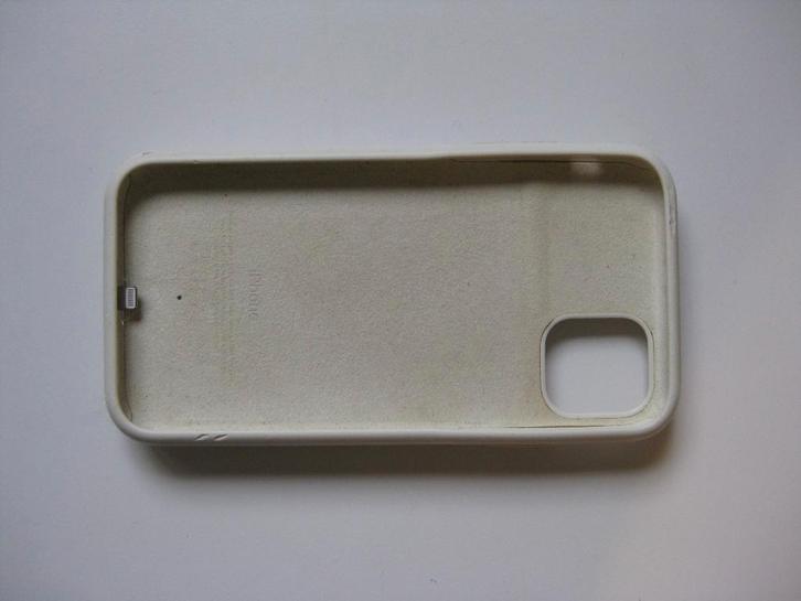 Étui Apple Smart Battery pour iPhone 11 (blanc), Télécoms, Batteries externes, Utilisé, Enlèvement ou Envoi