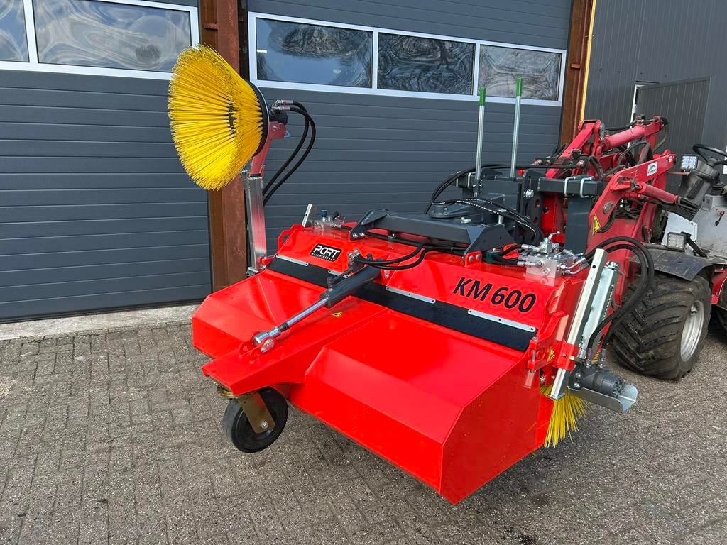 Veegmachine, rolbezem, Zakelijke goederen, Landbouw | Werktuigen, Ophalen