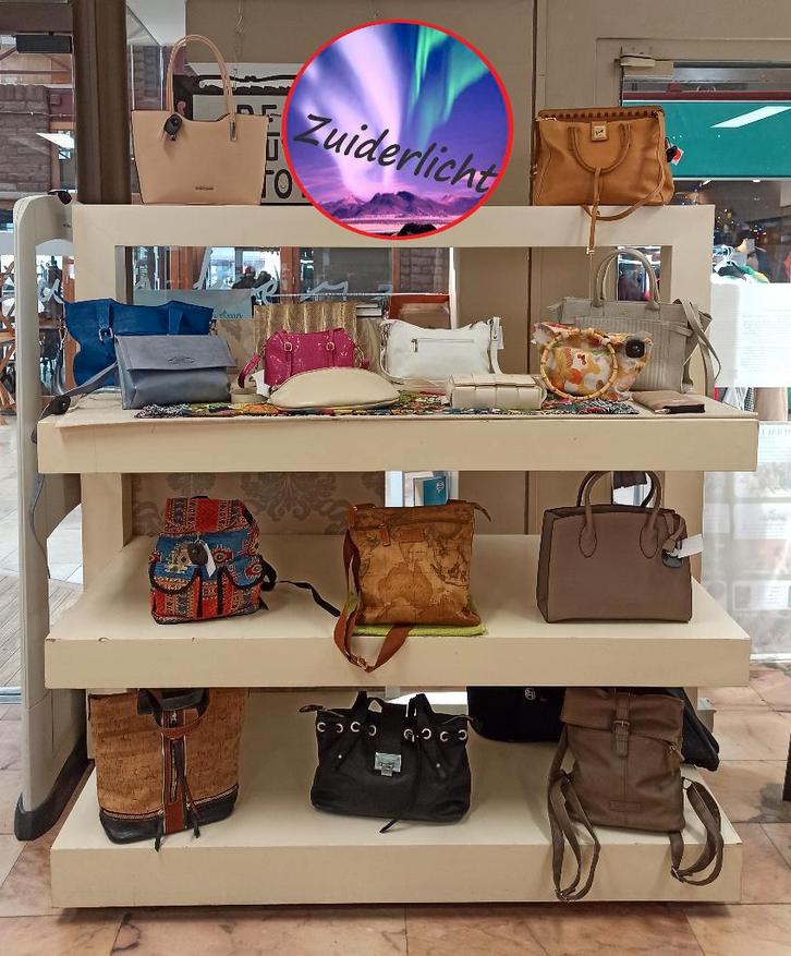 Handtassen, Handtassen en Accessoires, Tassen | Damestassen, Gebruikt, Ophalen