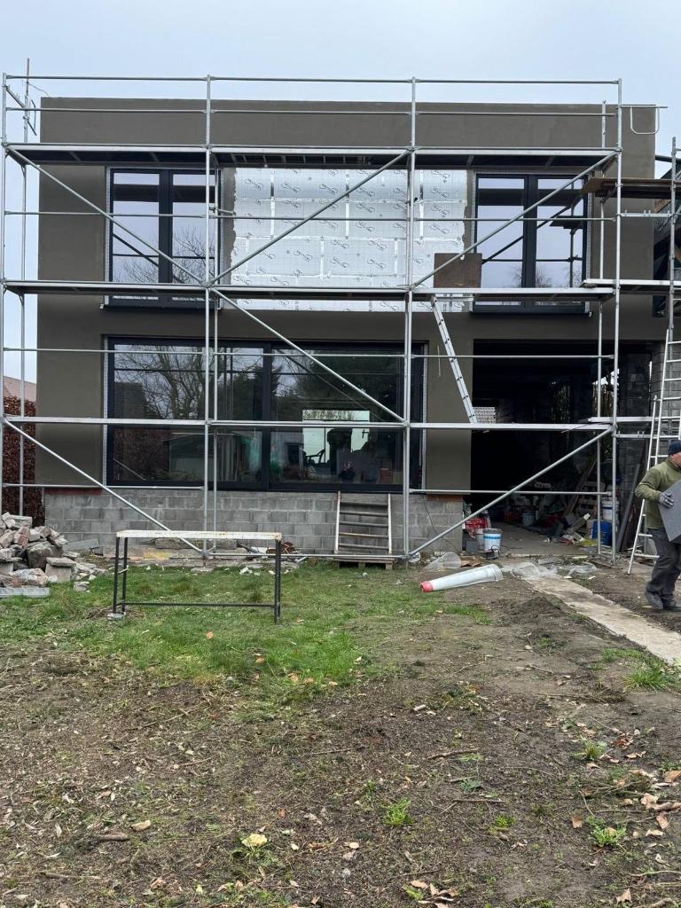 Stelingen Voor Bouw en Industrie te Huur, Enlèvement