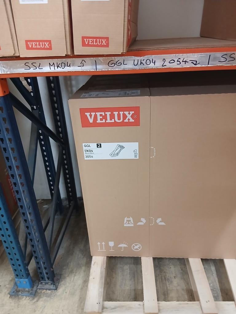 Velux 134x98, Doe-het-zelf en Bouw, Glas en Ramen, Dubbelglas, Ophalen