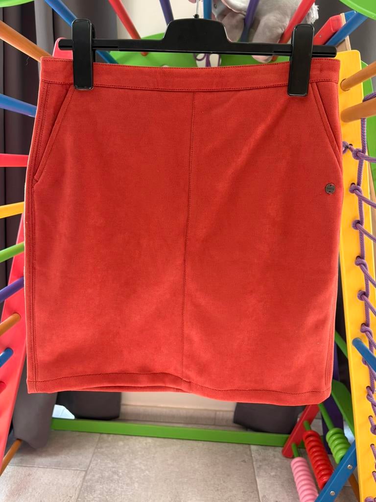 Jupe Garcia M en nubuck orange, Kleding | Dames, Rokken, Ophalen, Zo goed als nieuw, Oranje