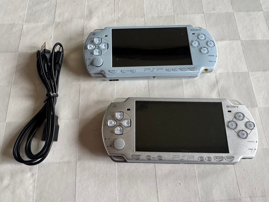 2x defecte PSP console, Consoles de jeu & Jeux vidéo, Consoles de jeu | Sony PSP, Enlèvement ou Envoi, Ne fonctionne pas, PSP