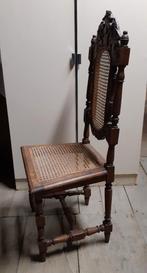 Anciennes chaises style Henry 2 en chêne sculptées, Antiquités & Art, Enlèvement