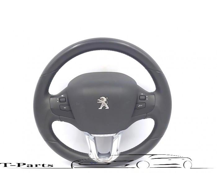 Airbag de direction Peugeot 208 2013+ airbag de direction, Info@fabrikant.eu, Fabrikant BV, Utilisé, Peugeot