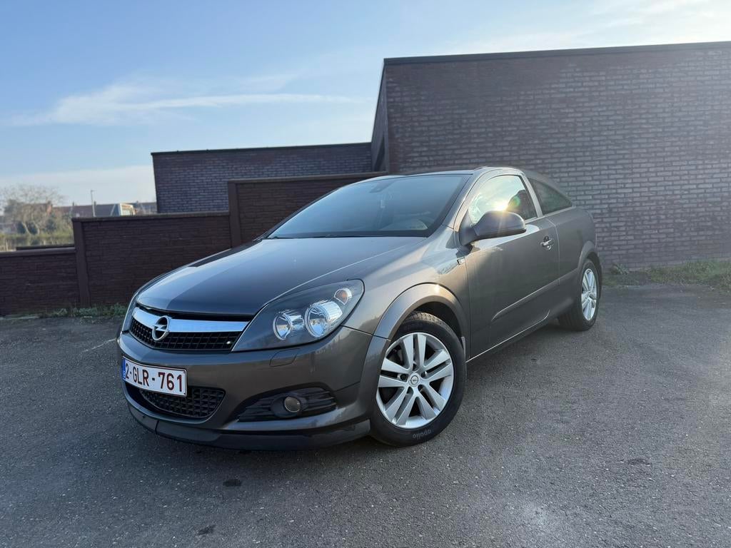 Opel Astra GTC 1.4i Benzine! Topstaat! Particlier, Auto's, Opel, Particulier, Astra, ABS, Airbags, Airconditioning, Alarm, Bochtverlichting