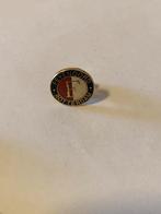 Retro pin van Feyenoord, Verzamelen, Speldjes, Pins en Buttons, Ophalen of Verzenden, Zo goed als nieuw