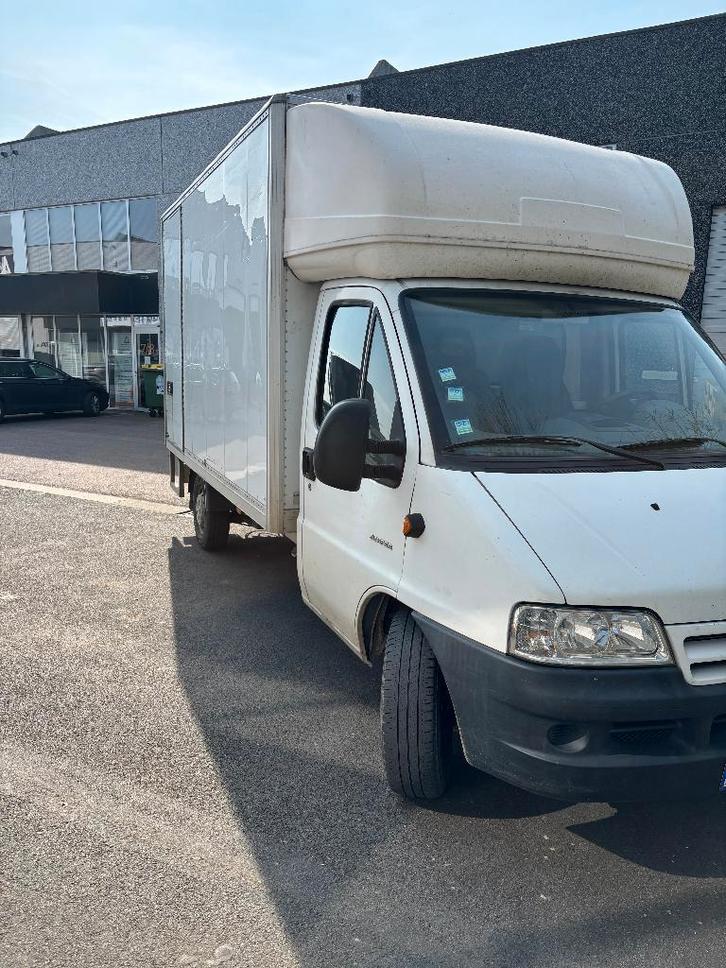 citroen jumper, Autos, Camionnettes & Utilitaires, Particulier, Citroën, Diesel, Euro 5, 4 portes, Boîte manuelle, Blanc, Noir