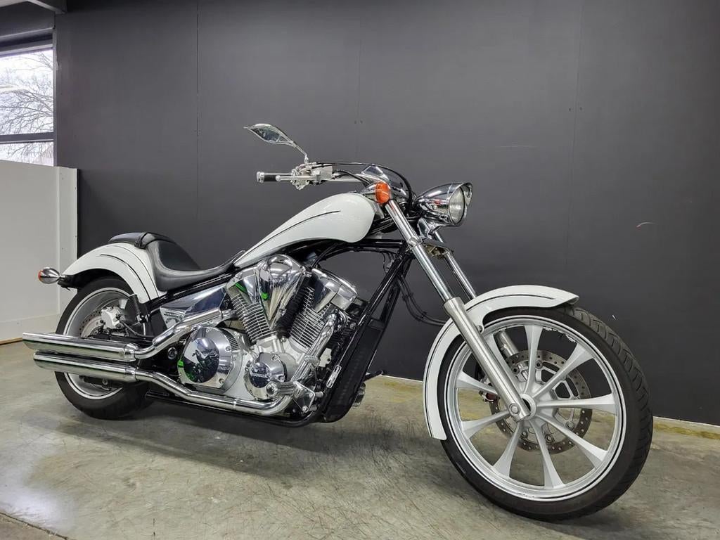 Honda VT 1300 CX Fury (année de construction 2012), Motos, Entreprise, Plus de 35 kW, 1300 cm³, Chopper
