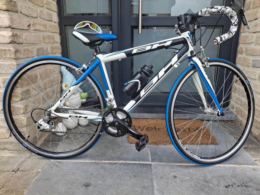 KINDERKOERSFIETS BH 24 INCH VOLLEDIG VERNIEUWD 130-145cm, Fietsen en Brommers, Fietsen | Jongens, Gebruikt, 24 inch, Versnellingen