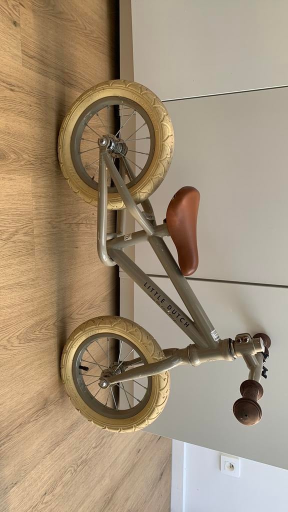 Little Dutch loopfiets, Kinderen en Baby's, Speelgoed | Buiten | Voertuigen en Loopfietsen, Ophalen, Zo goed als nieuw, Loopfiets