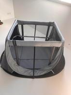 Makkelijk en multifunctioneel reisbedje aeromoov, Ophalen, Zo goed als nieuw