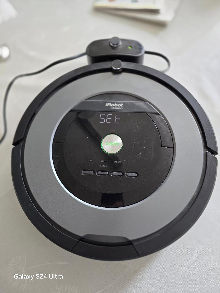 Robot Stofzuiger, Elektronische apparatuur, Stofzuigers, Ophalen, Zo goed als nieuw, Robotstofzuiger, Minder dan 1200 watt