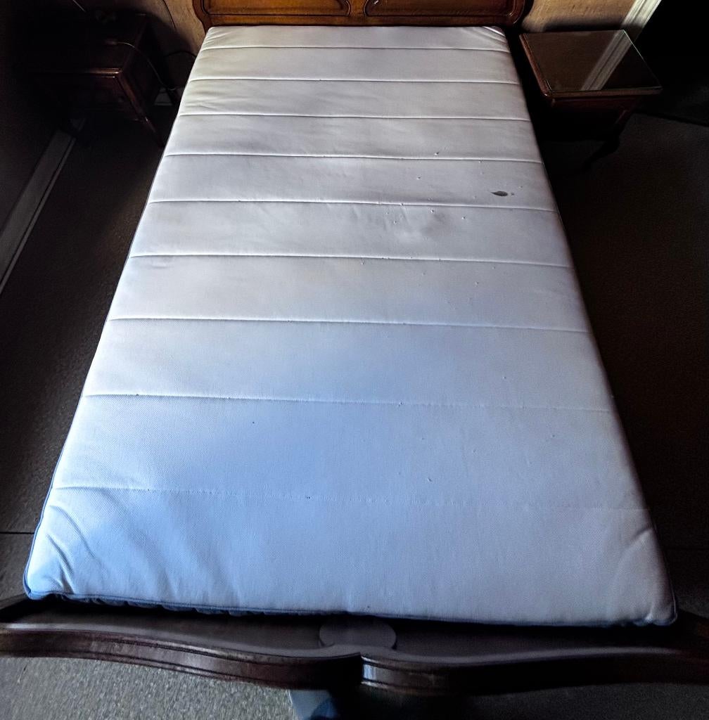 matrassen, Huis en Inrichting, Slaapkamer | Matrassen en Bedbodems, Ophalen, Tweepersoons, 140 cm, Zo goed als nieuw