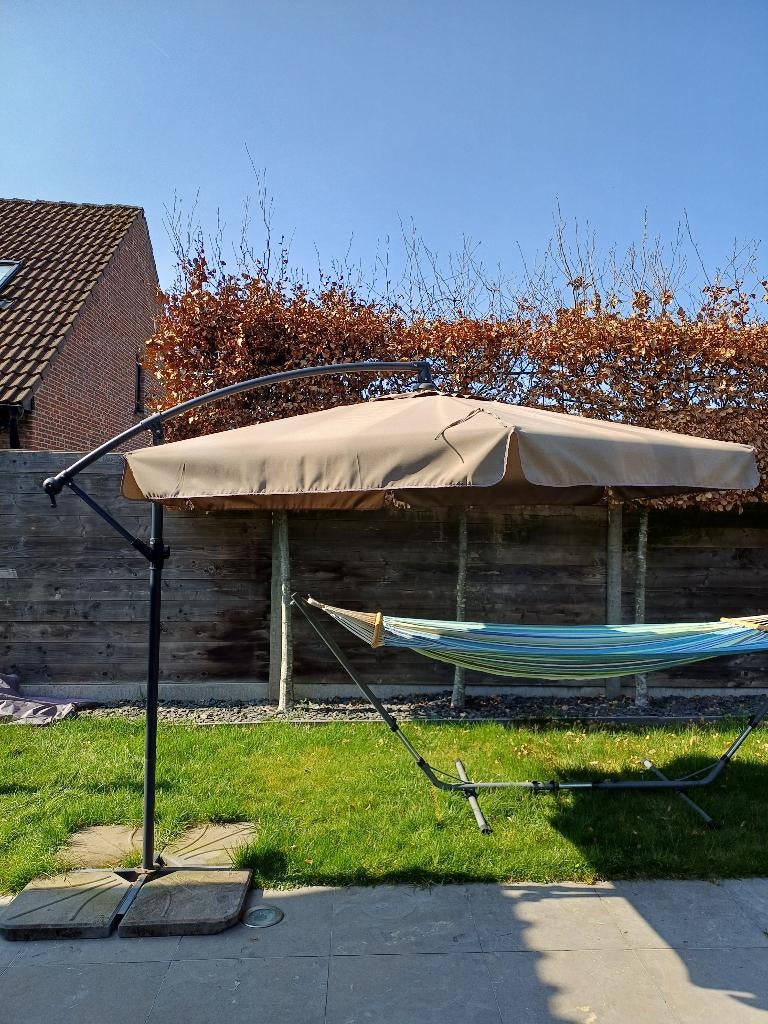 Tuinparasol, Ophalen, Verstelbaar, Gebruikt, 2 tot 3 meter