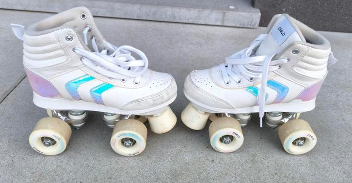 PATINS À ROULETTES ENFANT p 33, Kinderen en Baby's, Speelgoed | Buiten | Rolschaatsen, Kinderen, Ophalen