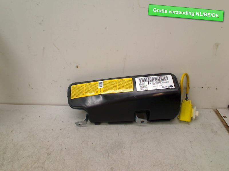 AIRBAG ZIJKANT RECHTS ACHTER Golf VI (5K1) (1K4880442A), Auto-onderdelen, Gebruikt, De Bloemendaal 21 21
5221 EB  'S HERTOGENBOSCH, NL