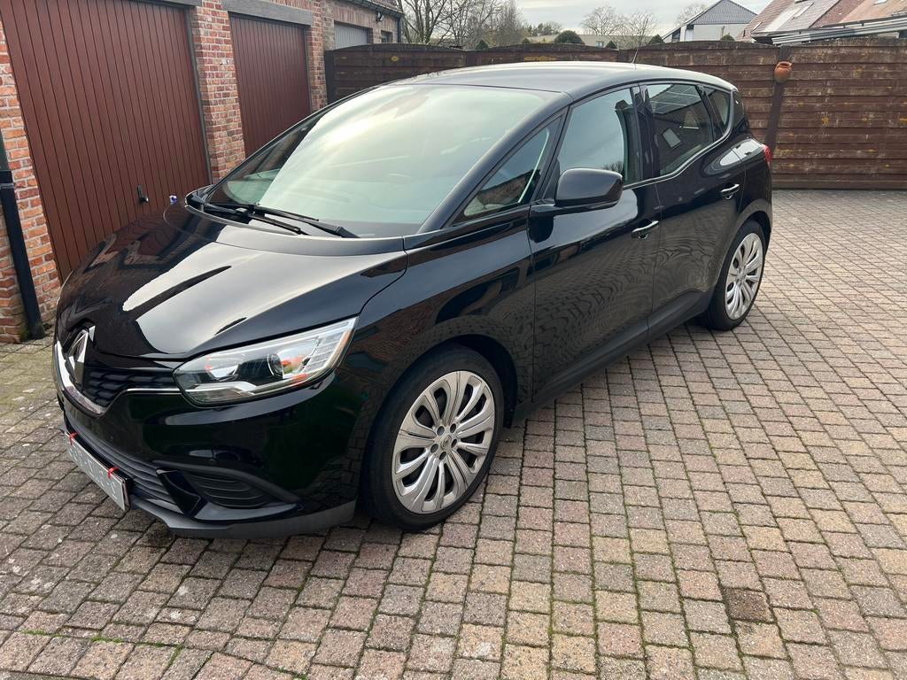 Renault scénic 1300cc benzine met trekhaak, Auto's, Voorwielaandrijving, Stof, Zwart, 5 deurs