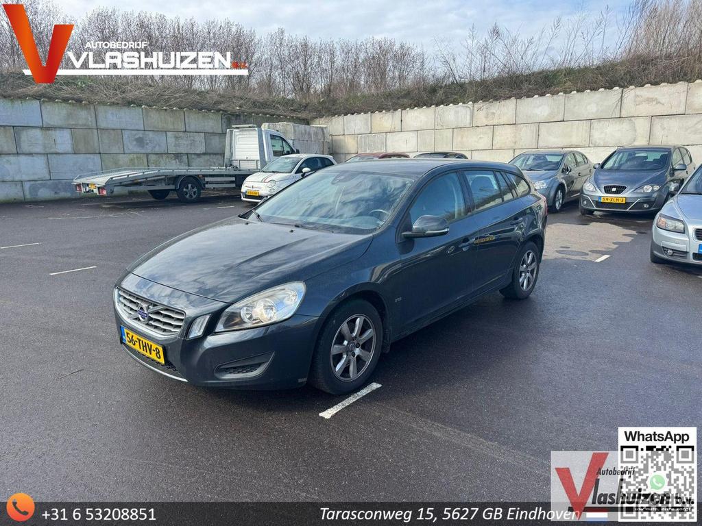 Volvo V60 1.6 T3 Kinetic | Climate | Cruise | Navi |, Autos, Volvo, Argent ou Gris, Achat, Entreprise, Boîte manuelle