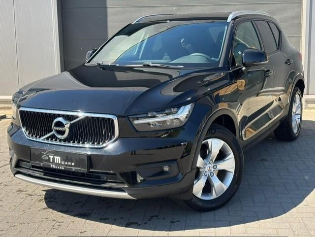 Volvo XC40 benzine automaat 163pk, 4 cilinders, Leder en Stof, Zwart, 120 kW