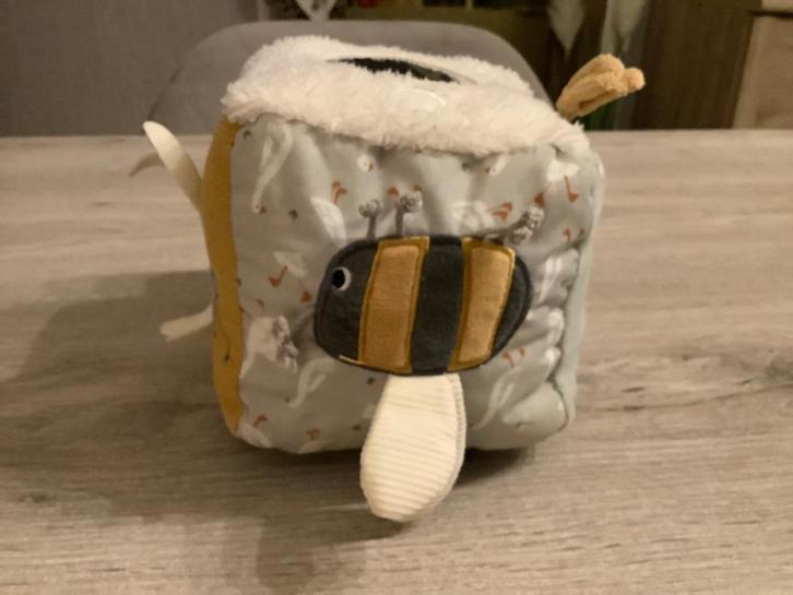 Cube d'activités en peluche Baby Little Dutch (13x13 cm), Enfants & Bébés, Jouets | Jouets de bébé, Comme neuf, Hochet, Enlèvement ou Envoi