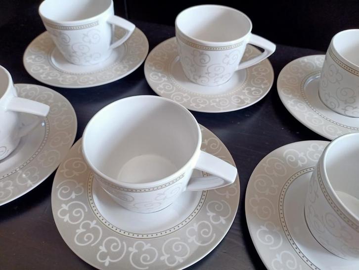 8 kopjes met schoteltjes Mepal Rosti Damast, Caravans en Kamperen, Kampeeraccessoires, Zo goed als nieuw, Ophalen of Verzenden