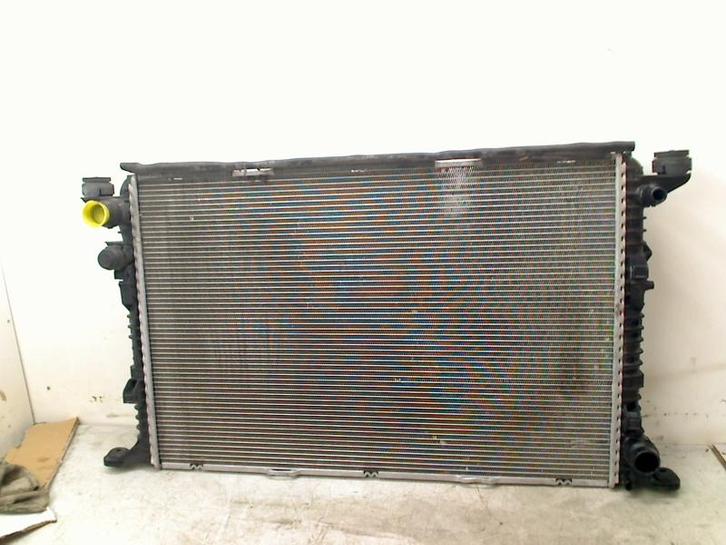 RADIATEUR Audi A8 (D3) (01-2003/07-2010) (4H0121251C), Auto-onderdelen, Airco en Verwarming, Audi, Gebruikt